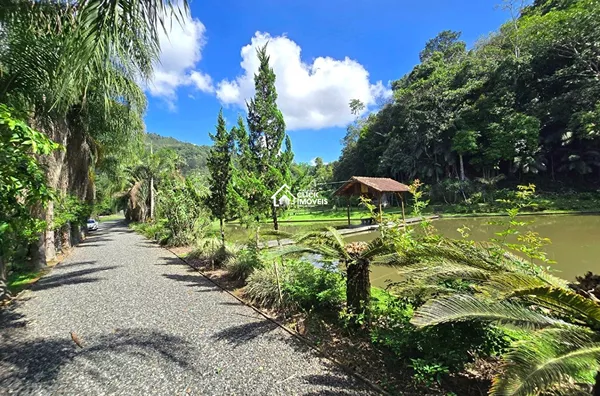 Lindo Sítio no Bairro Itoupava Central - Blumenau