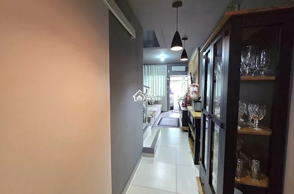 Excelente Sobrado com 2 dormitórios à Venda no Bairro Tribess – Blumenau