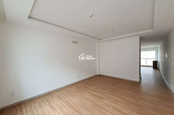 Lindo sobrado triplex com 2 suítes  Escola Agrícola, Blumenau