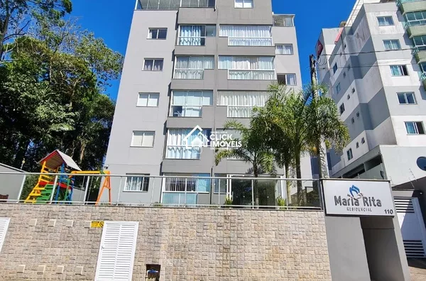 Apto na  cobertura próximo a rua da Coca