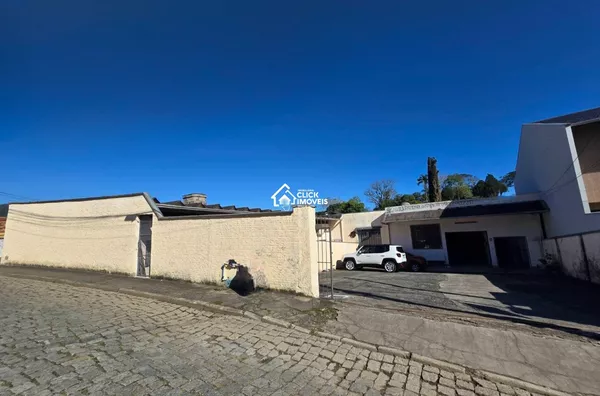 Galpão próximo a Vila Germânica no Bairro da Velha - Blumenau