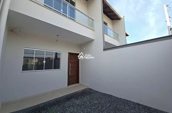 Excelente sobrado com 2 dormitórios sendo 2 suítes no Bairro Itoupava Norte