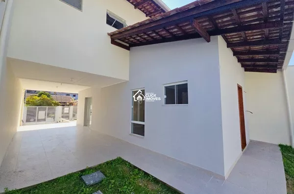 Excelente Sobrado com 3 dormitórios sendo 1 suíte no Bairro Velha Central