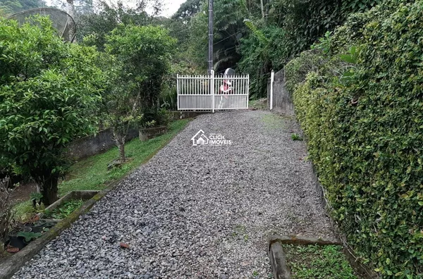 Casa 3 dormitórios Valparaíso Blumenau