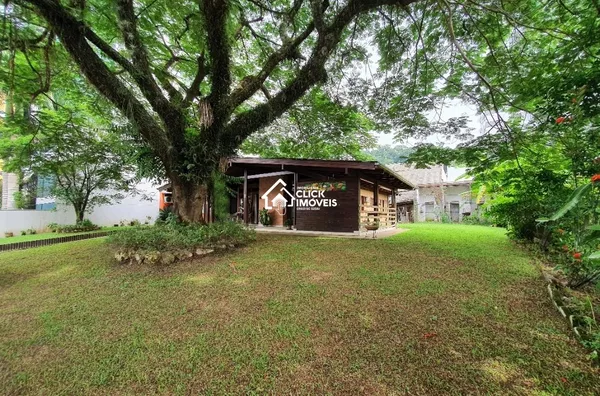 Terreno Residencial para construir ou para investimento no Bairro Vila Nova.
