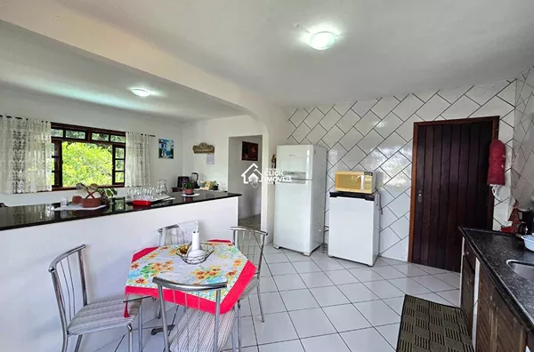 Casa com 3 dormitórios sendo 1 suíte no Bairro Vila Nova Blumenau