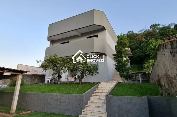 Apartamento 2 quartos Velha Central