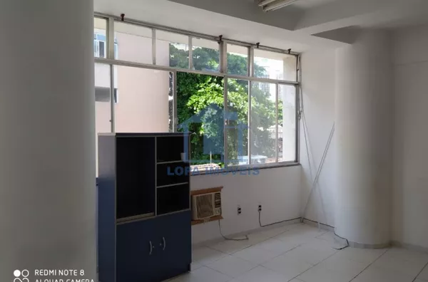 Excelente Sala no Coração da Lapa