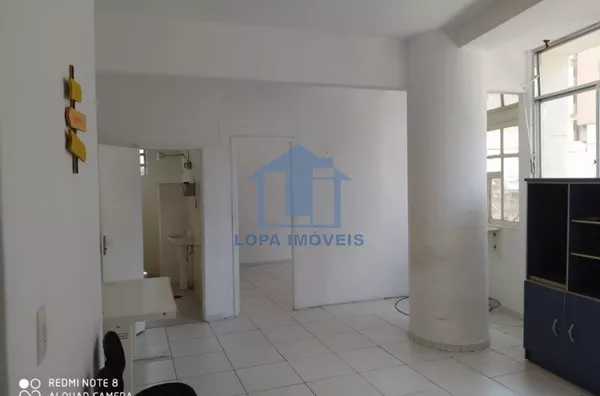 Excelente Sala no Coração da Lapa