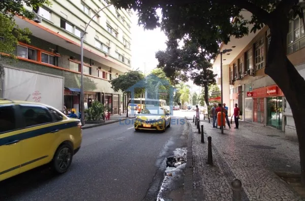 sala, quarto, área de serviços