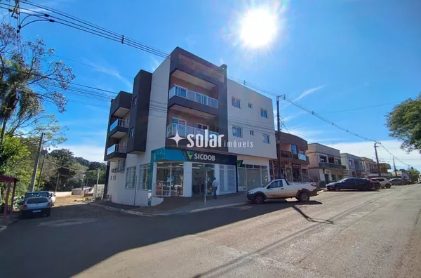 ED 06 DE MAIO AV BRASIL ARGENTINA N 740 B CENTRO C VITORINO - PR