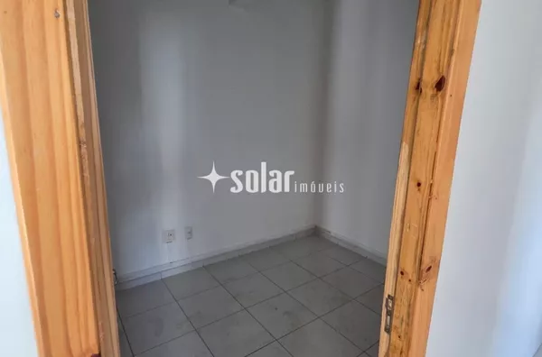 SALA COMERCIAL 101 ED DALLA VALLE R TAPAJOS N 352 B CENTRO