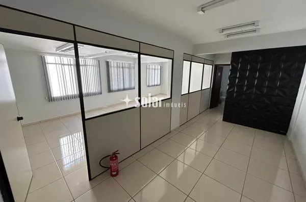 SALA COMERCIAL 08 ED MANFROI R IGUAÇU N 605 B CENTRO