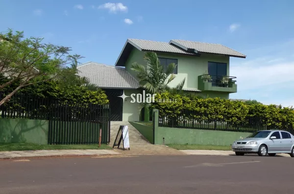 CASA ALVENARIA COM SALA COMERCIAL BAIRRO CRISTO REI