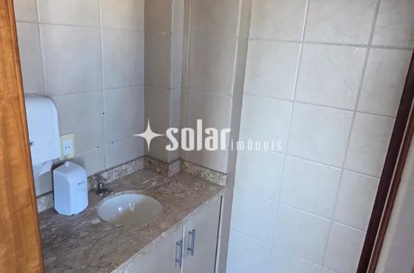 SALA COMERCIAL 804 ED MONTE CARLO R TAPAJOS N 152 B CENTRO