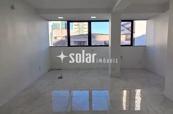 SALA COMERCIAL COLSULTORIO 07 ED CLINICENTER AV BRASIL N 580 B CENTRO