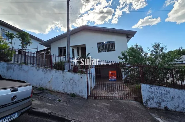 CASA DE ALVENARIA B LA SALLE