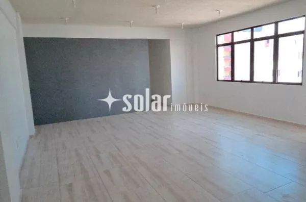 SALA COMERCIAL 303 ED DALLA VALLE R TAPAJOS N 352 B CENTRO