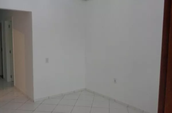 CASA DE ALVENARIA B NOVO HORIZONTE