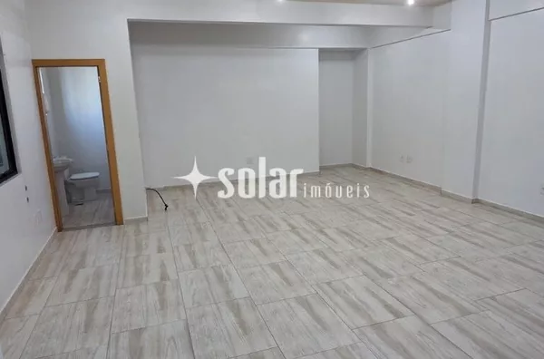 SALA COMERCIAL 303 ED DALLA VALLE R TAPAJOS N 352 B CENTRO