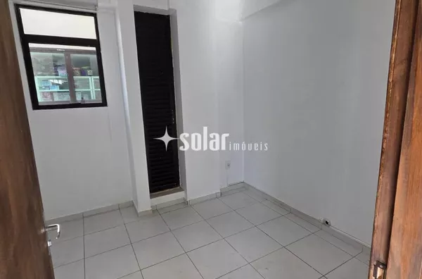 SALA COMERCIAL 101 ED DALLA VALLE R TAPAJOS N 352 B CENTRO