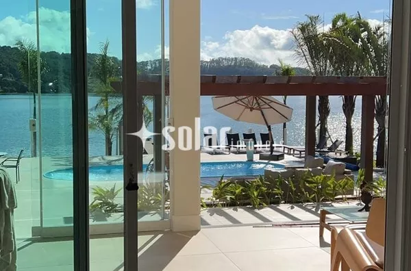 CASA DE ALVENARIA DE FRENTE AO ALAGADO DE MANGUEIRINHA - PR