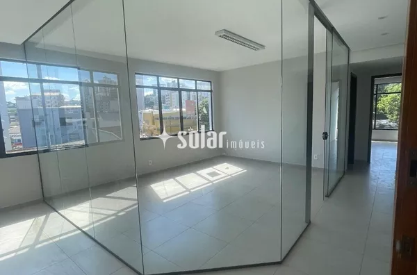 SALA COMERCIAL 06 ED MANFROI R IGUAÇU N 605 B CENTRO