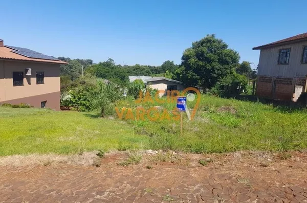 Lote á venda Localizado no Centro de Ampére - Pr
