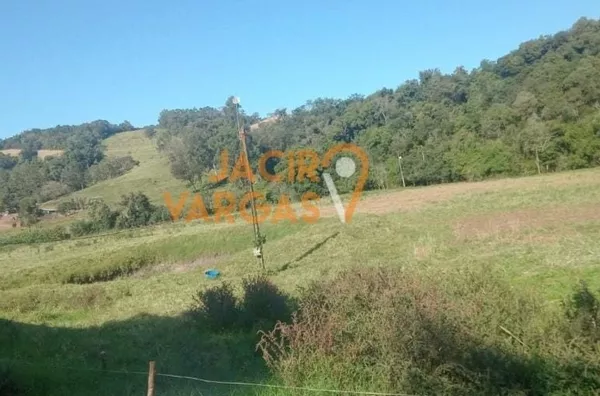 Sítio á venda localizado na Barra Bonita 