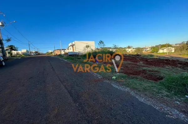 Lote á venda localizado no Bairro Estação 