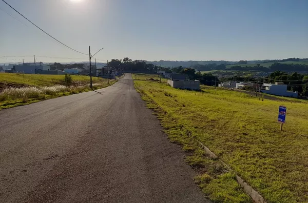 Lote á venda localizado no Loteamento Notável 