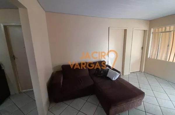 Casa á venda localizada no Bairro são Francisco 