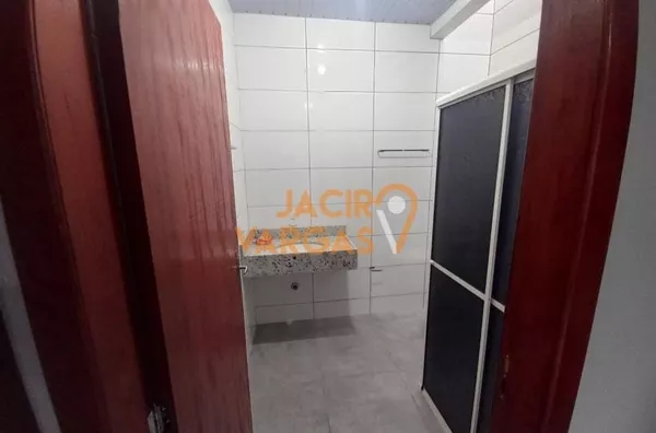 Casa á venda localizada no Loteamento Vila Bela 