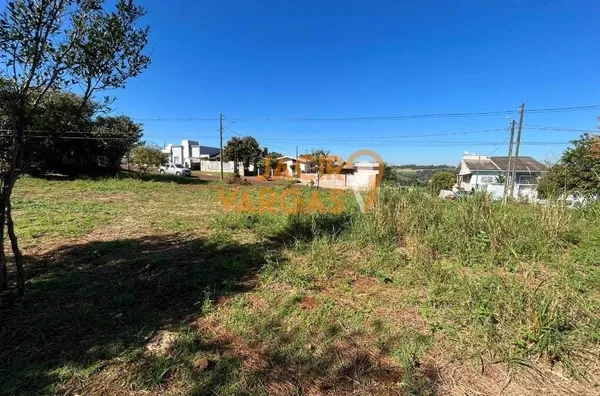 Chácara á venda localizada no Bairro Santa Paulina 
