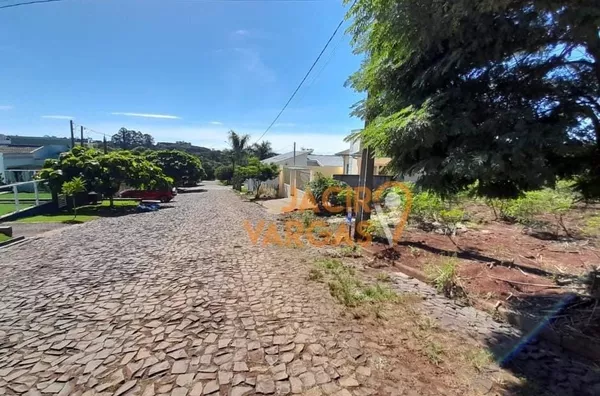 Lote á venda localizado no Bairro Nossa Senhora das graças