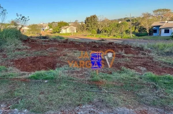 Lote á venda localizado no Bairro Estação 