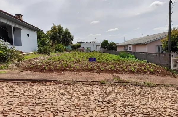 Lote á venda localizado no loteamento Dellani 