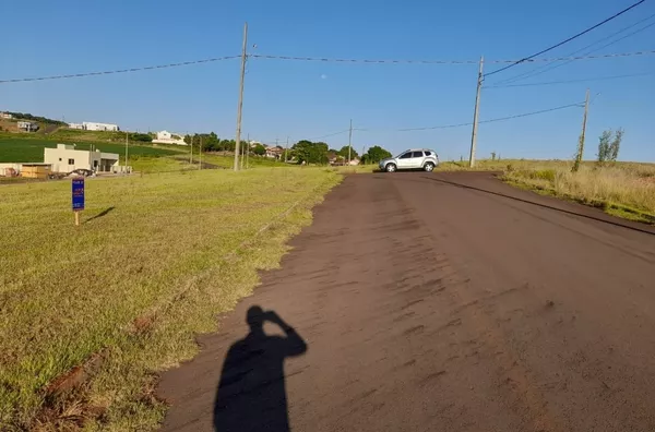 Lote á venda localizado no Loteamento Notável 