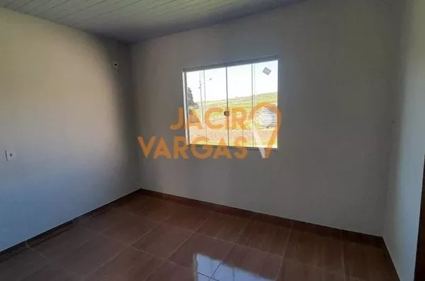 Casa á venda localizada no loteamento maronez 