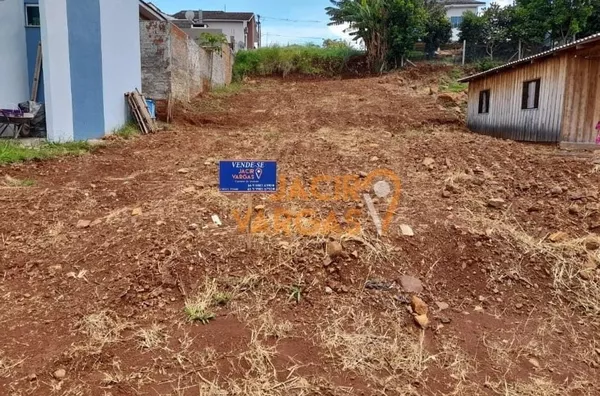 Lote á venda localizado no Bairro santa Paulina 