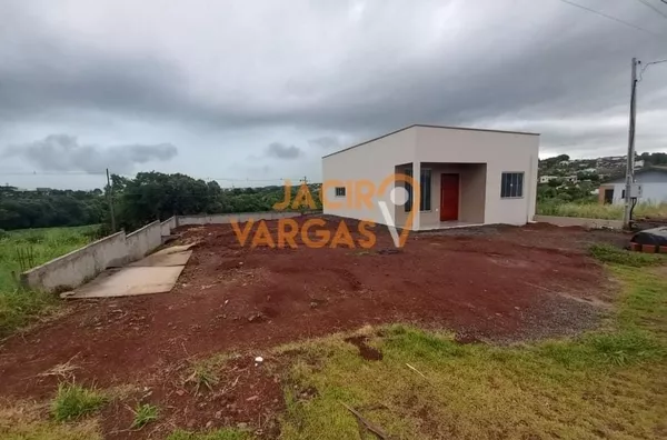 Casa á venda localizada no Loteamento Vila Bela 