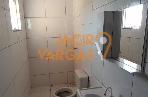 Casa á venda localizada no loteamento maronez 