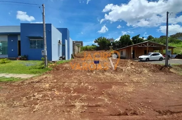 Lote á venda localizado no Bairro santa Paulina 
