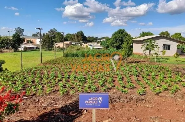 Lote á venda localizado no Bairro Uassari 