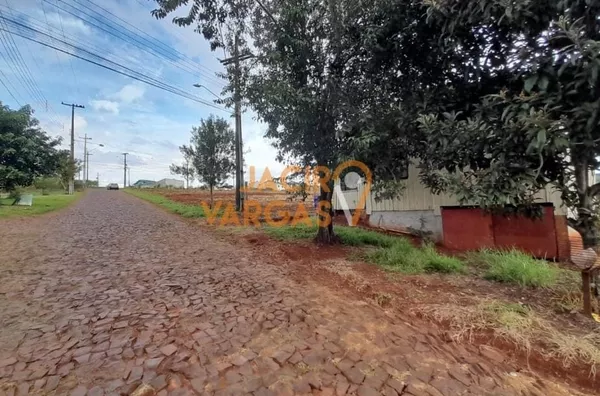 Casa á venda localizada no Bairro Jardim das palmeiras 