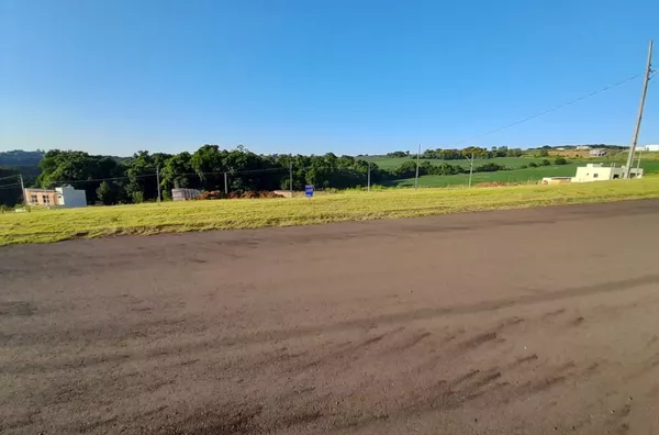 Lote á venda localizado no Loteamento Notável 