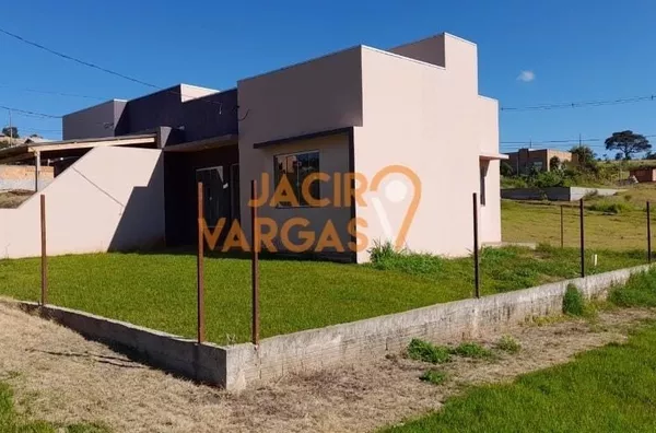 Casa á venda localizada no loteamento maronez 