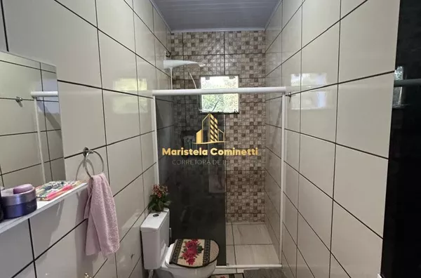VENDE-SE CASA APTA PARA FINANCIAR NO LOTEAMENTO PASSO FUNDO