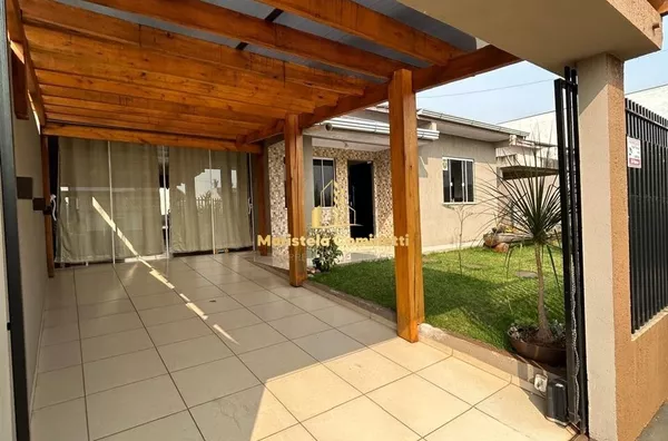 VENDE-SE CASA MARAVILHOSA NO JARDIM FRONTEIRA