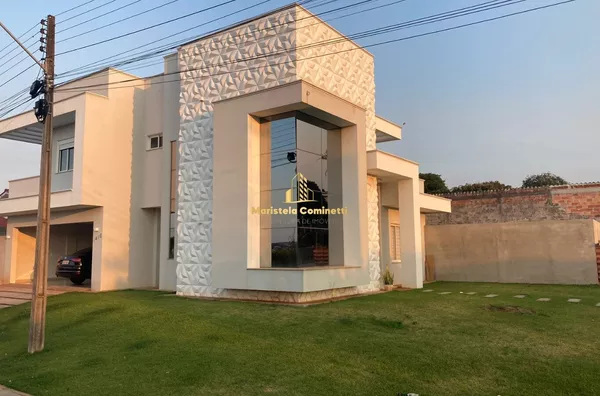Sobrado de Alto Padrão no Centro